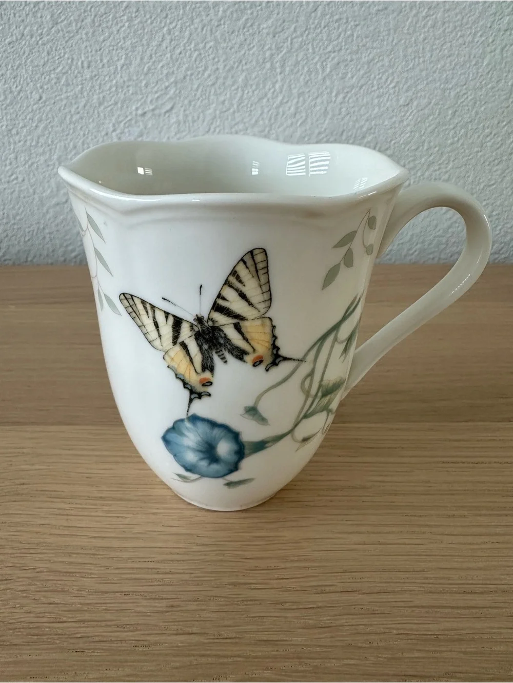 Lenox Floral Butterfly Porcelain Mug
